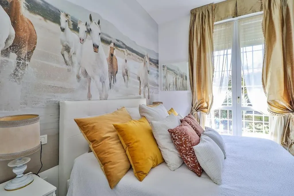 Bologna Luxe Haven Apartment Casalecchio Di Reno Italy